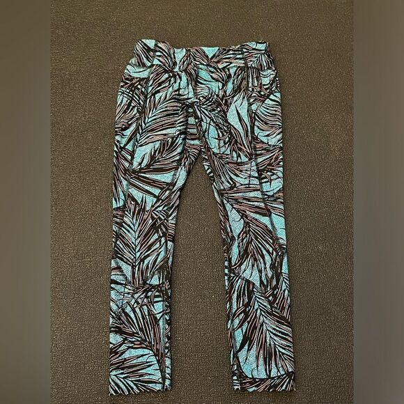 Pants - Lululemon Crops 